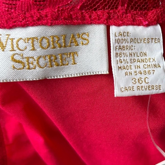 NWT Vintage Victoria's Secret Gold Label Red Lace Bodysuit Size 36C - Picture 13 of 15